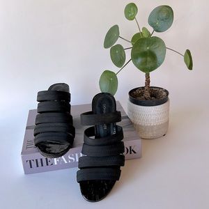 Donald Pliner slip on heeled sandal